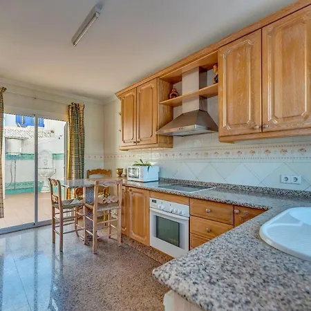 Angeles マルベーリャ